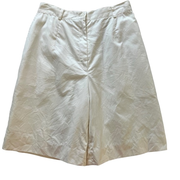 Givenchy Women’s Longline Golf Shorts White Pockets modest high rise 26 vintage - Picture 11 of 16